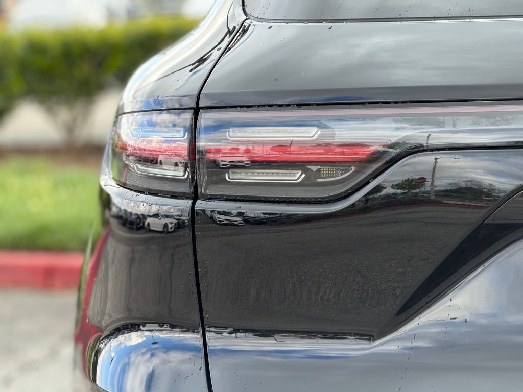 Used 2021 Porsche Cayenne image 11