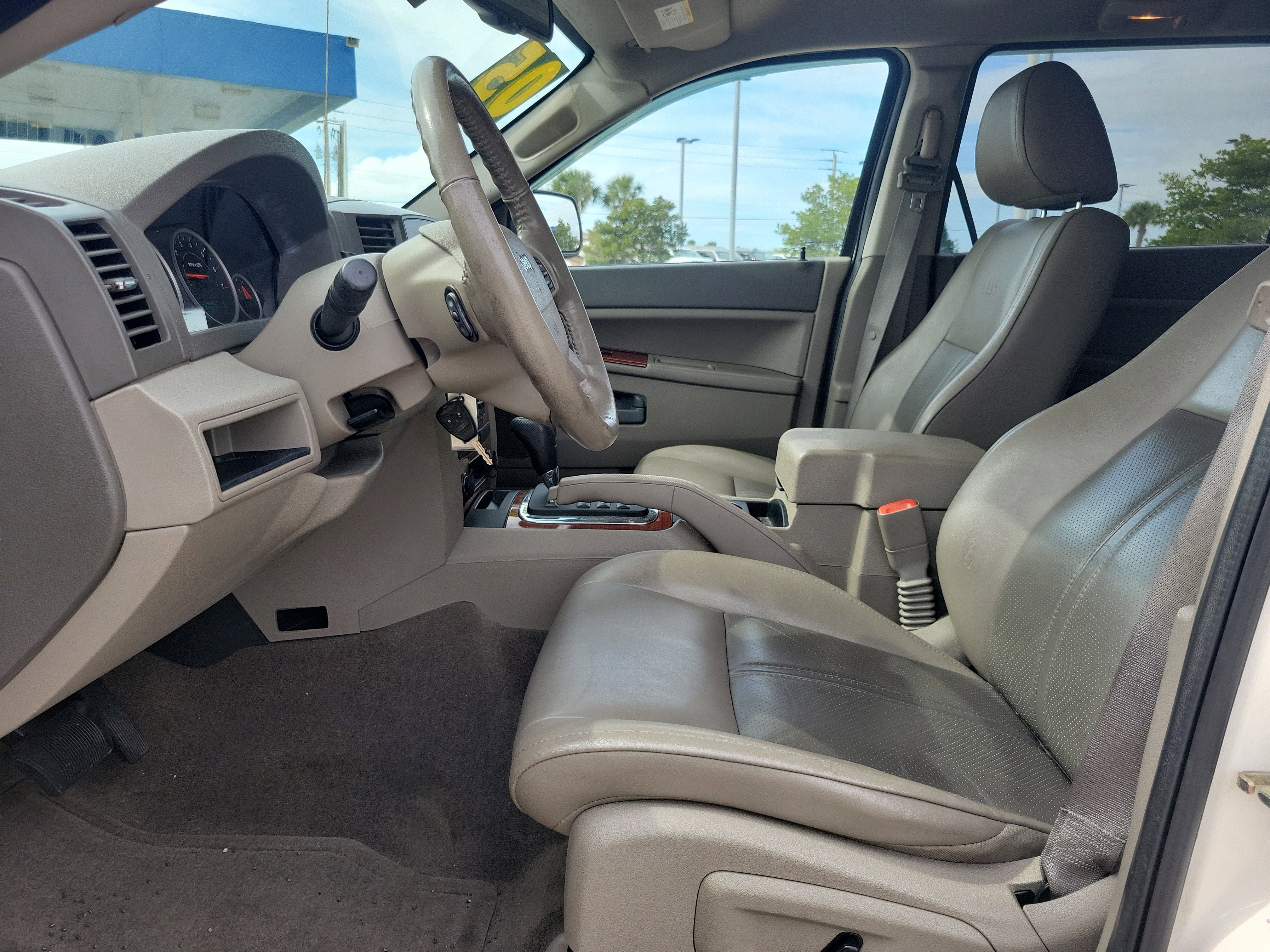 Used 2005 Jeep Grand Cherokee Limited RWD image 19