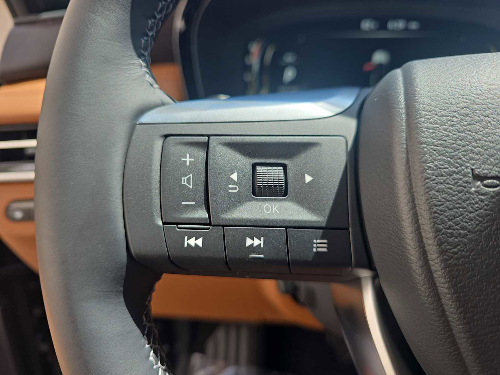 New 2026 INFINITI QX60 Autograph w/ Dark Cargo Package image 29