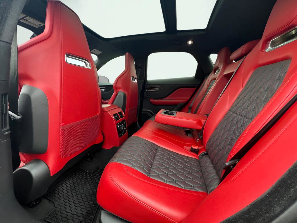 Used 2019 Jaguar F-PACE SVR AWD/4WD image 21