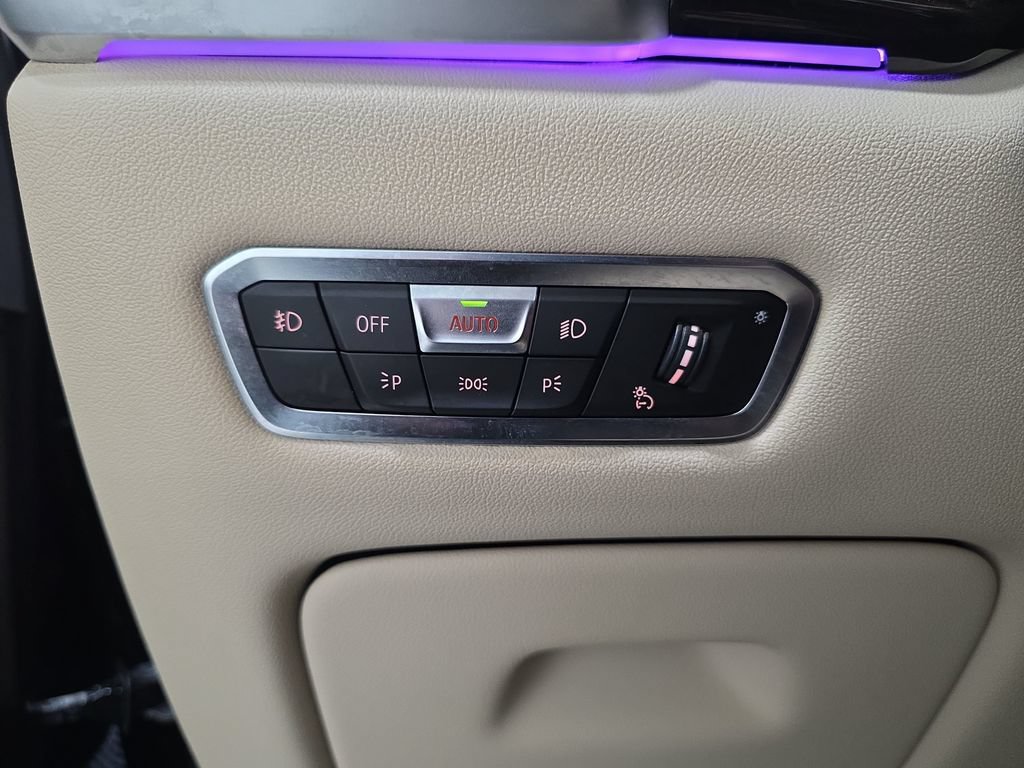 Used 2019 BMW X5 xDrive40i w/ Premium Package AWD/4WD image 22