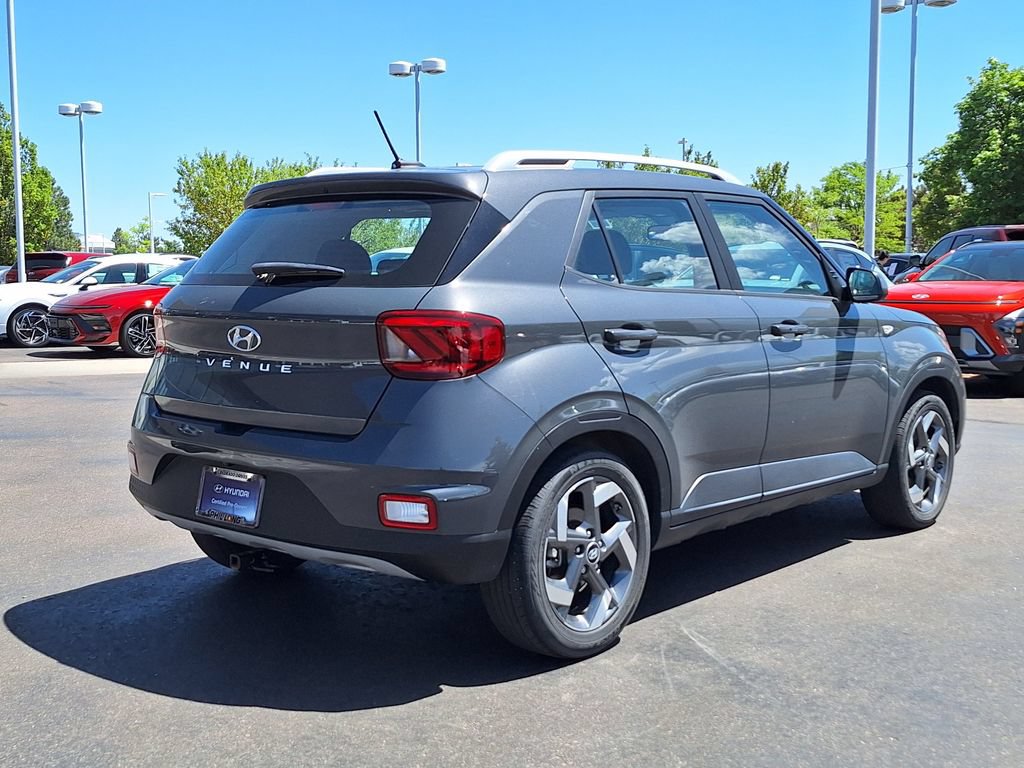 Certified 2024 Hyundai Venue SEL FWD image 3