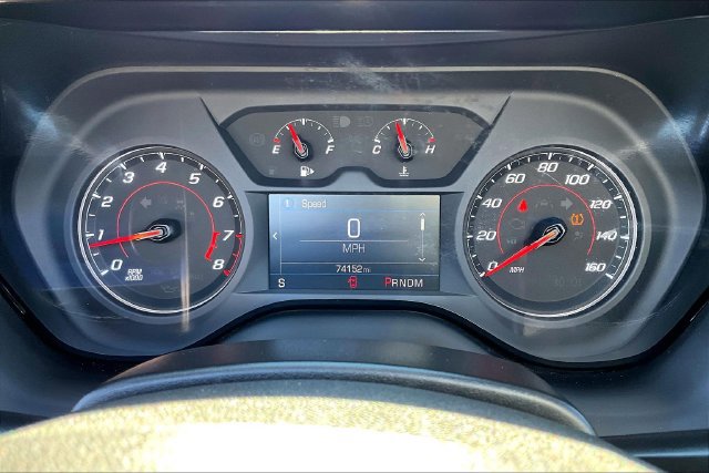 Used 2022 Chevrolet Camaro LT RWD image 13
