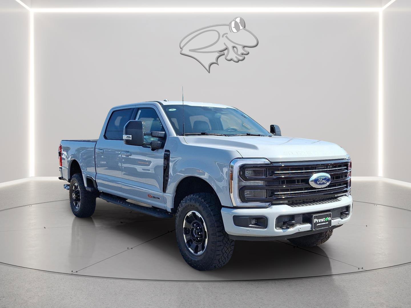 New 2026 Ford F250 Platinum w/ Tremor Off-Road Package image 4