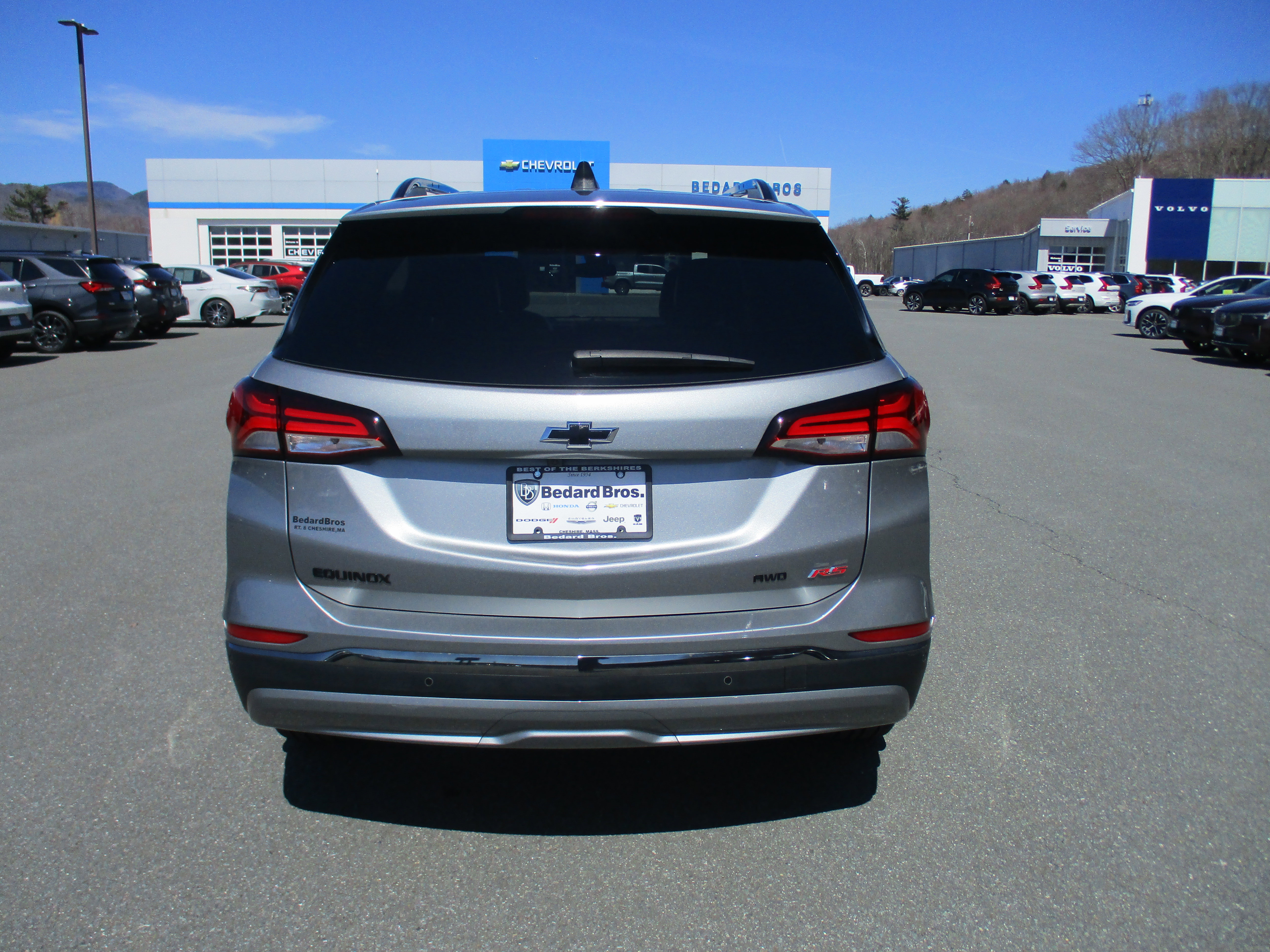 Certified 2023 Chevrolet Equinox RS w/ LPO, Cargo Package AWD/4WD image 6