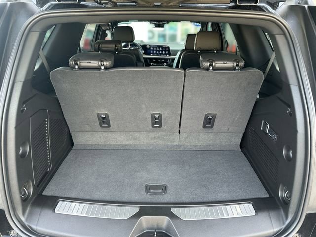 Used 2025 Chevrolet Tahoe High Country image 27