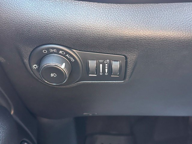 Used 2023 Jeep Compass High Altitude w/ Driver Assist Group I AWD/4WD image 20