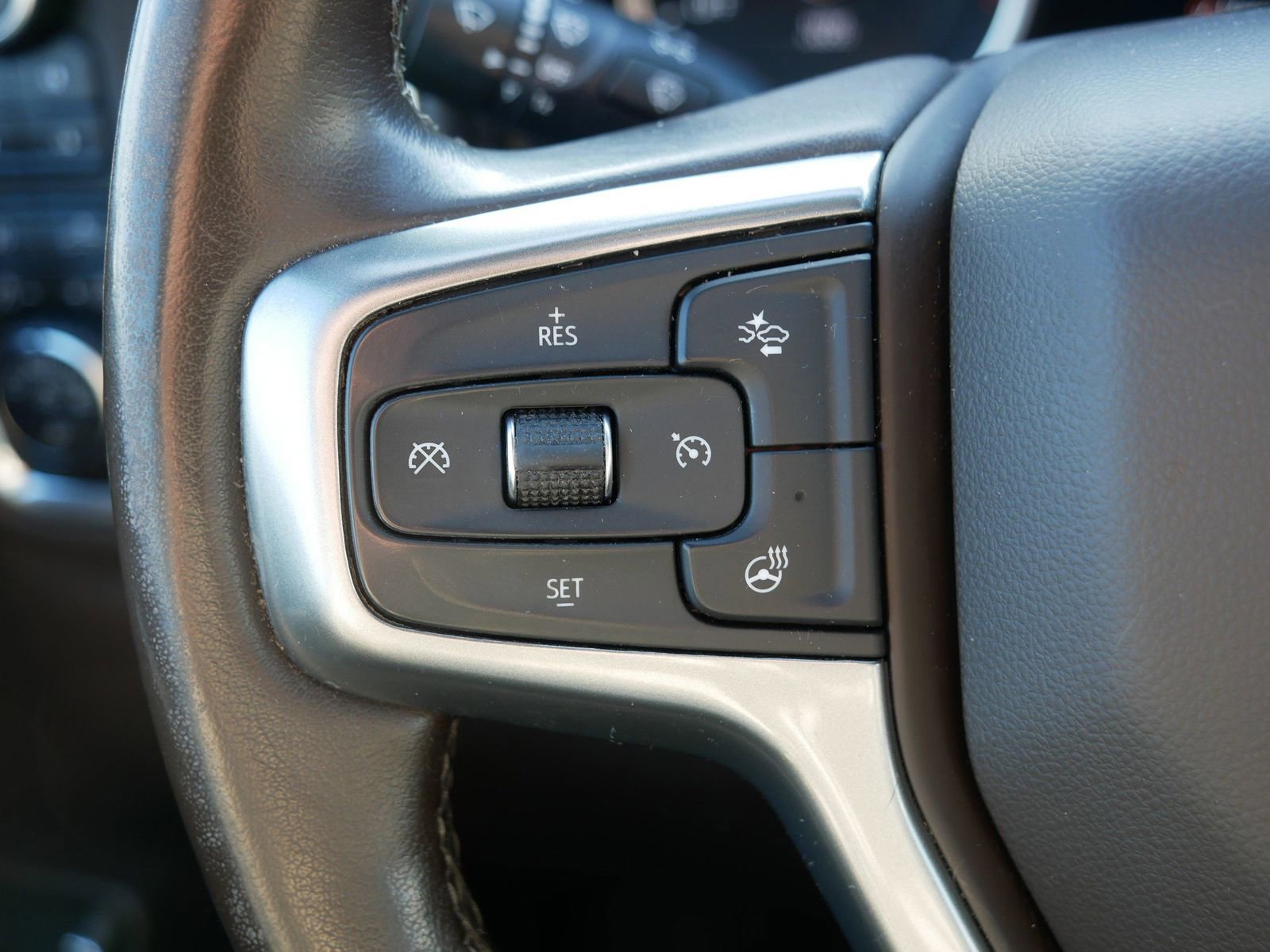 Used 2021 Chevrolet Silverado 1500 LTZ w/ LTZ Premium Package image 33