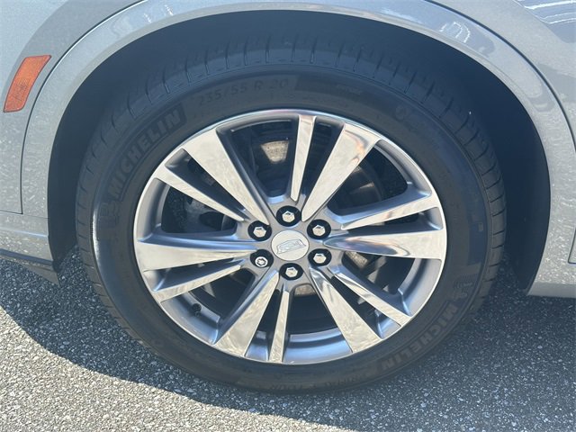 Used 2024 Cadillac XT6 Premium Luxury image 11