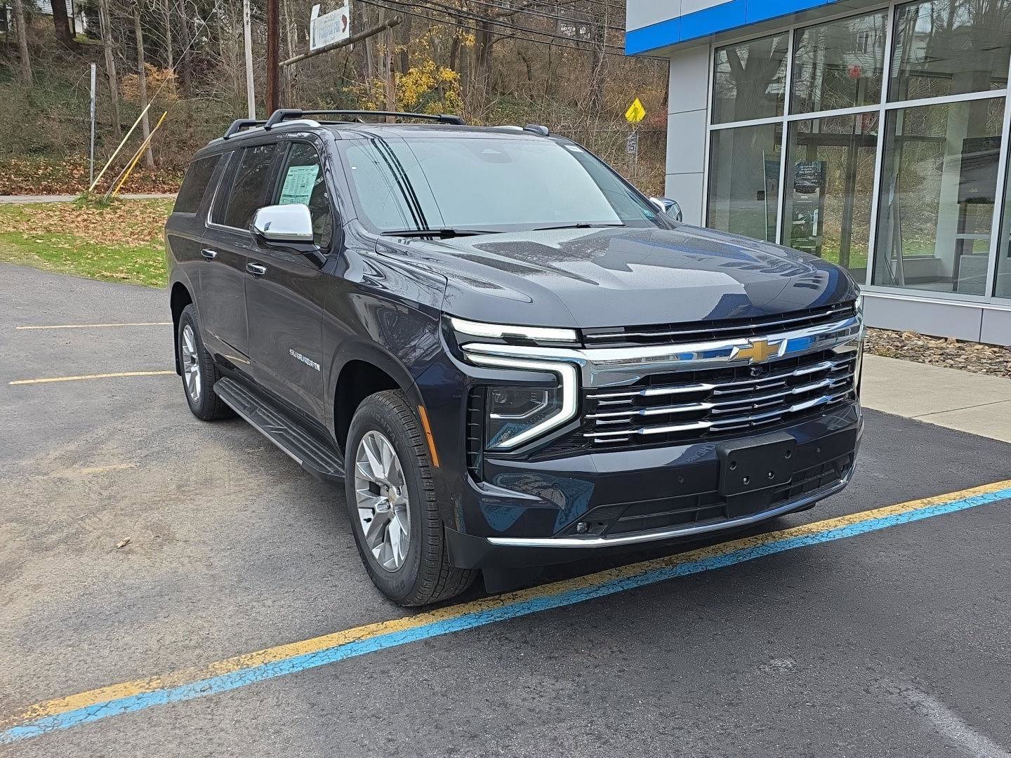 New 2025 Chevrolet Suburban Premier image 3