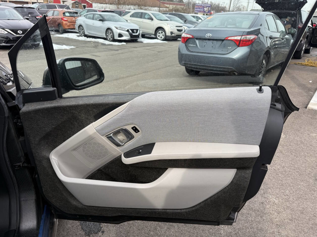 Used 2014 BMW i3 w/ Range Extender image 13