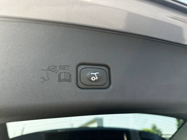 Certified 2024 Lincoln Nautilus Reserve AWD/4WD image 44