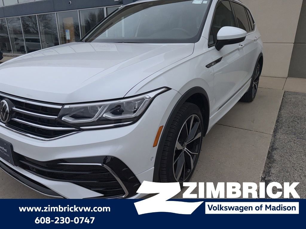 Certified 2022 Volkswagen Tiguan SEL R-Line image 1