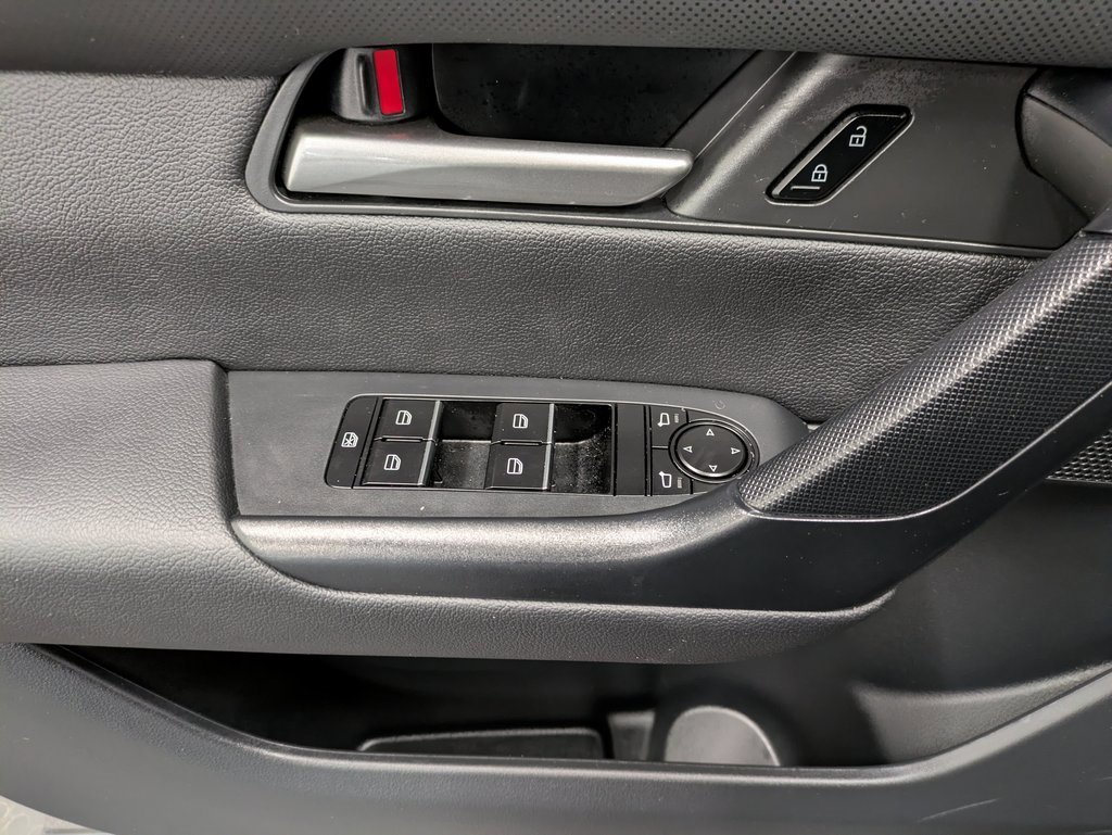 Certified 2025 MAZDA CX-50 AWD 2.5 S w/ Cargo Package image 9