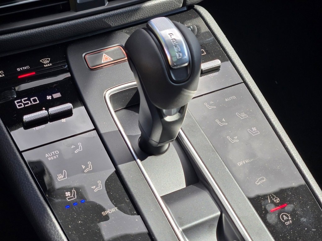 New 2026 Porsche Macan image 26