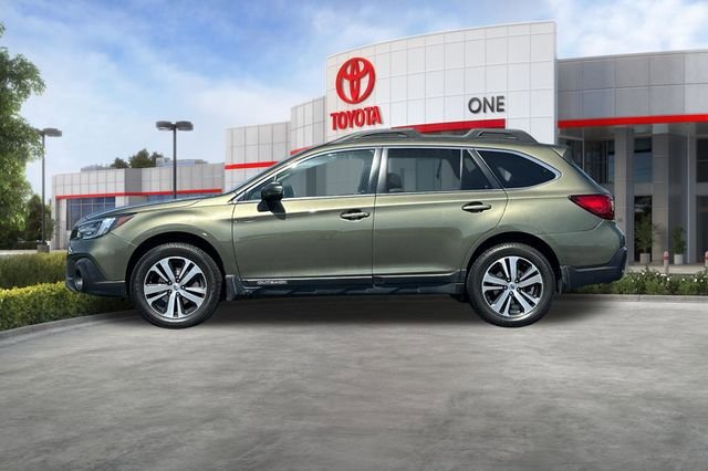 Used 2018 Subaru Outback 2.5i Limited AWD/4WD image 8