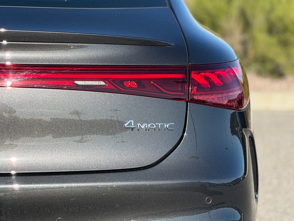 Used 2025 Mercedes-Benz EQS 580 4MATIC Sedan image 12