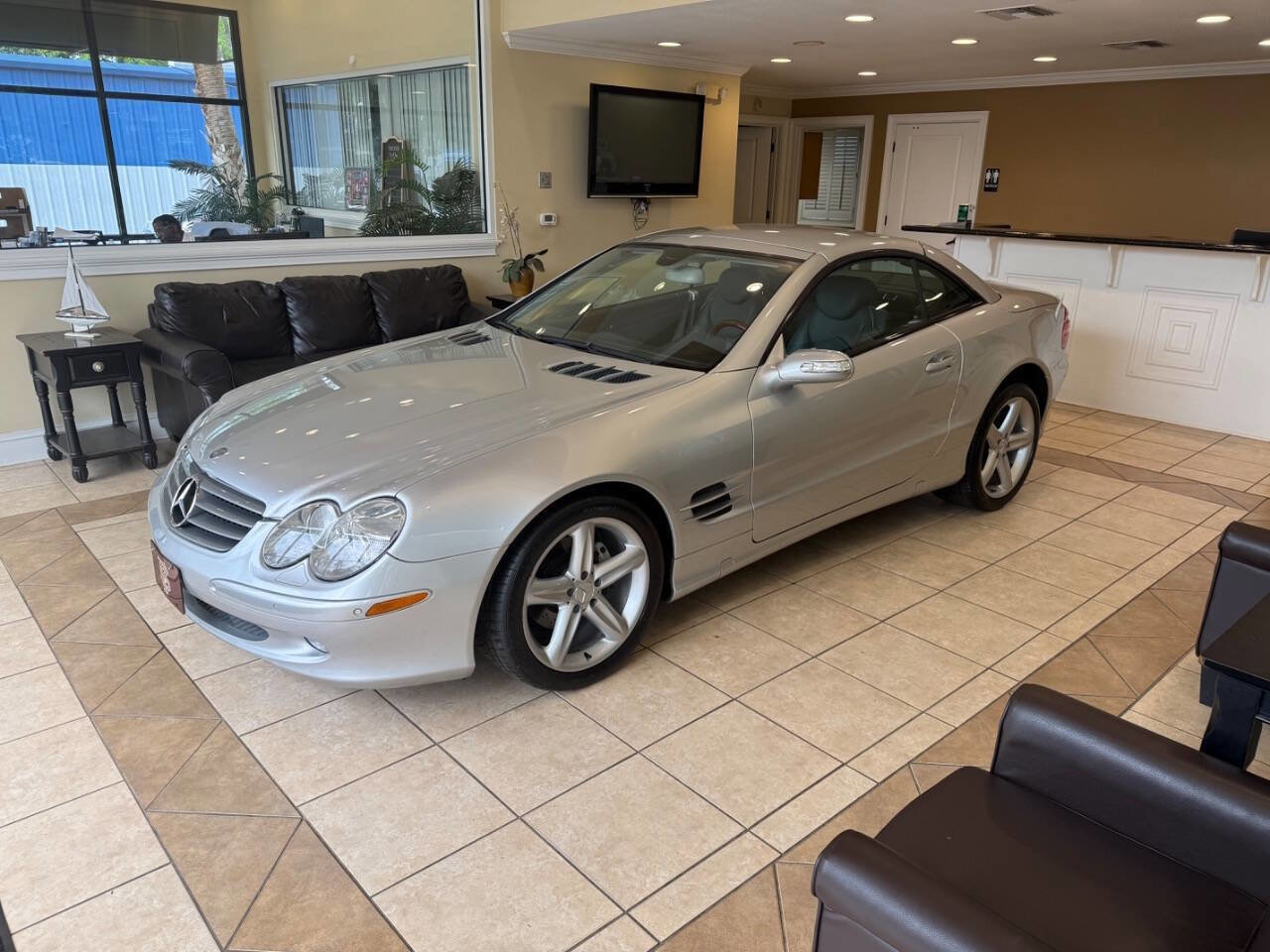 Used 2005 Mercedes-Benz SL 500 image 7