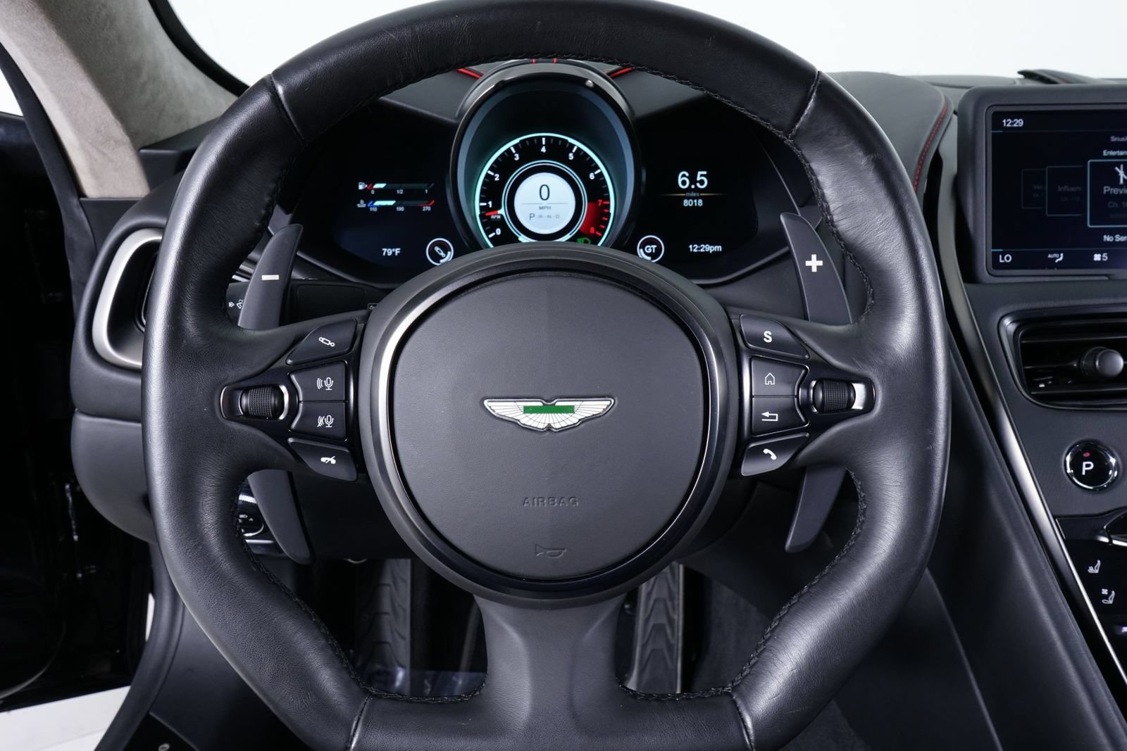 Used 2019 Aston Martin DBS Superleggera RWD image 19