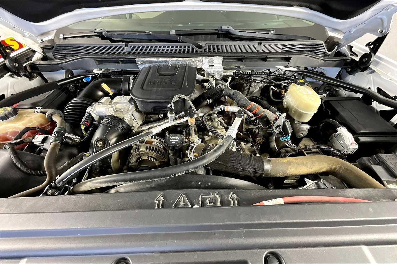 Used 2015 GMC Sierra 3500 Denali w/ Duramax Plus Package image 30