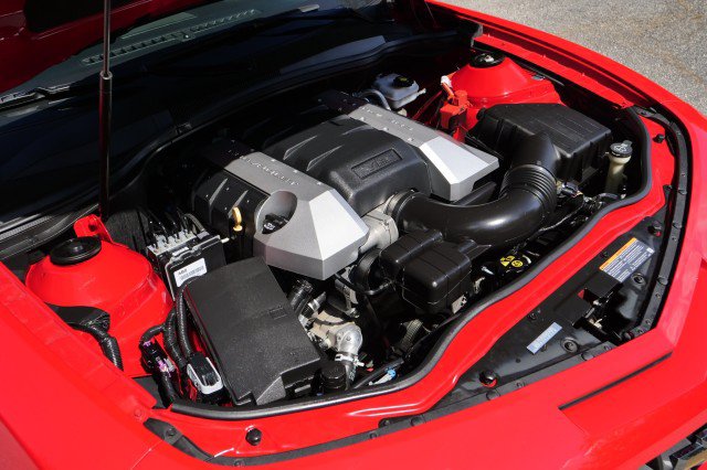 Used 2010 Chevrolet Camaro SS w/ RS Package RWD image 11