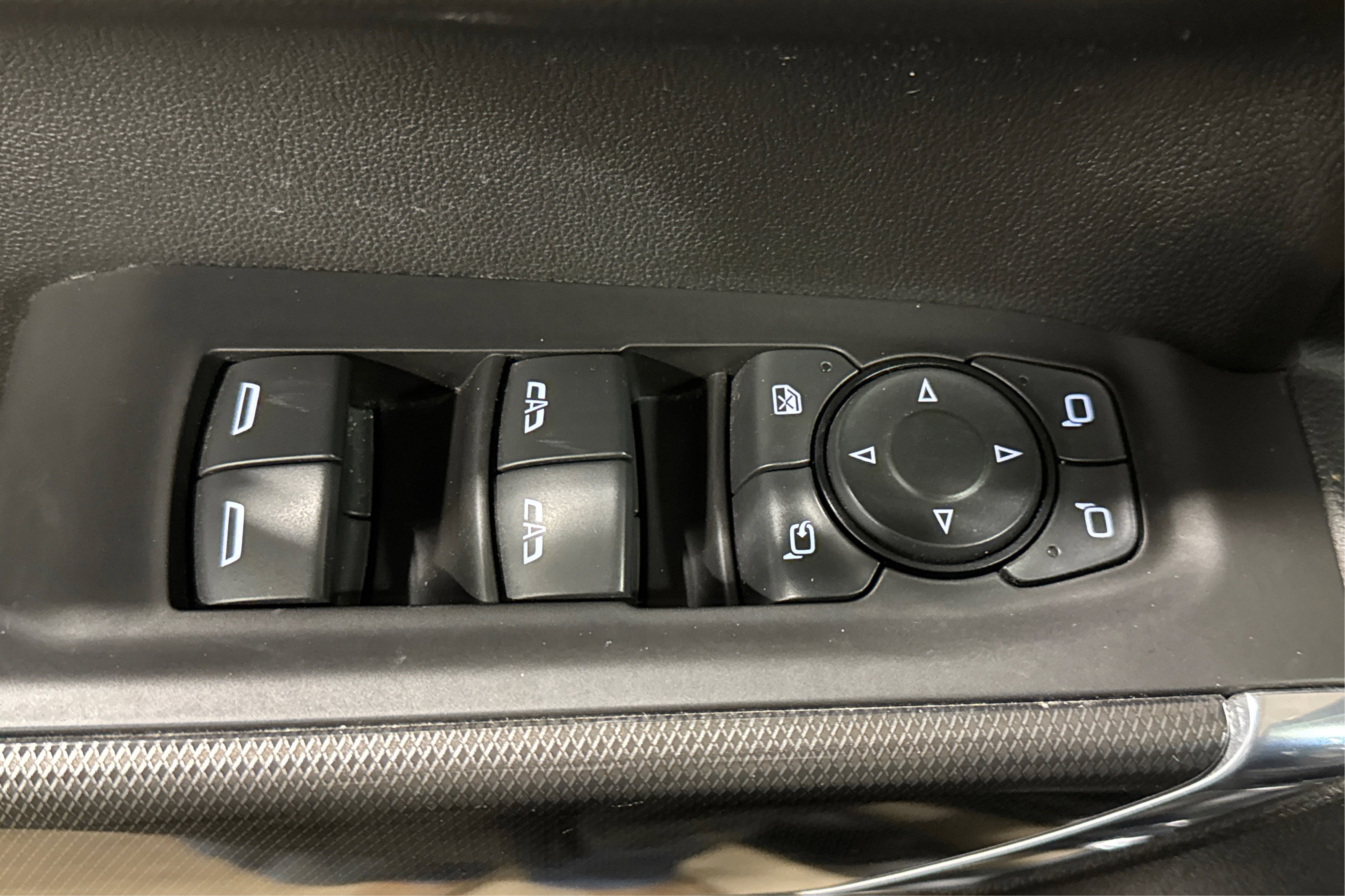 Used 2021 GMC Sierra 1500 AT4 image 16