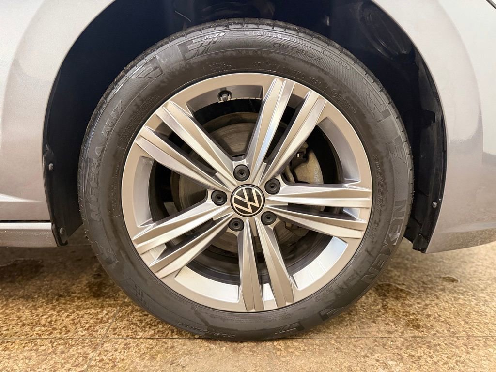 Used 2022 Volkswagen Jetta SE image 20