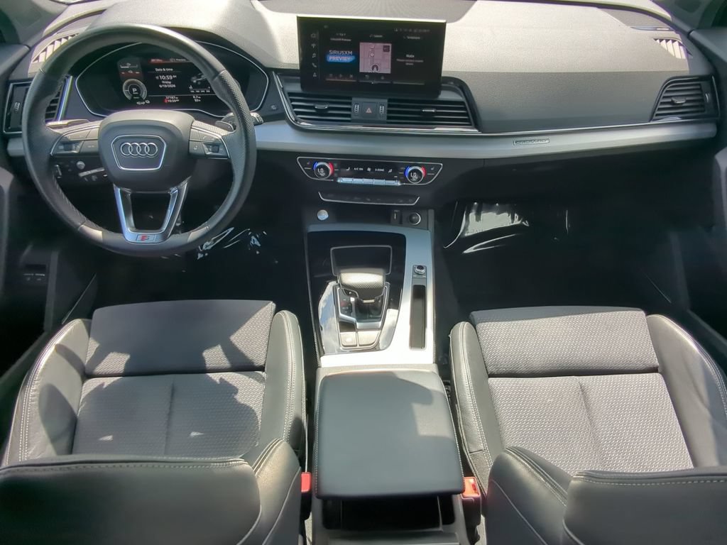 Used 2023 Audi Q5 e Prestige w/ Prestige Package AWD/4WD image 15