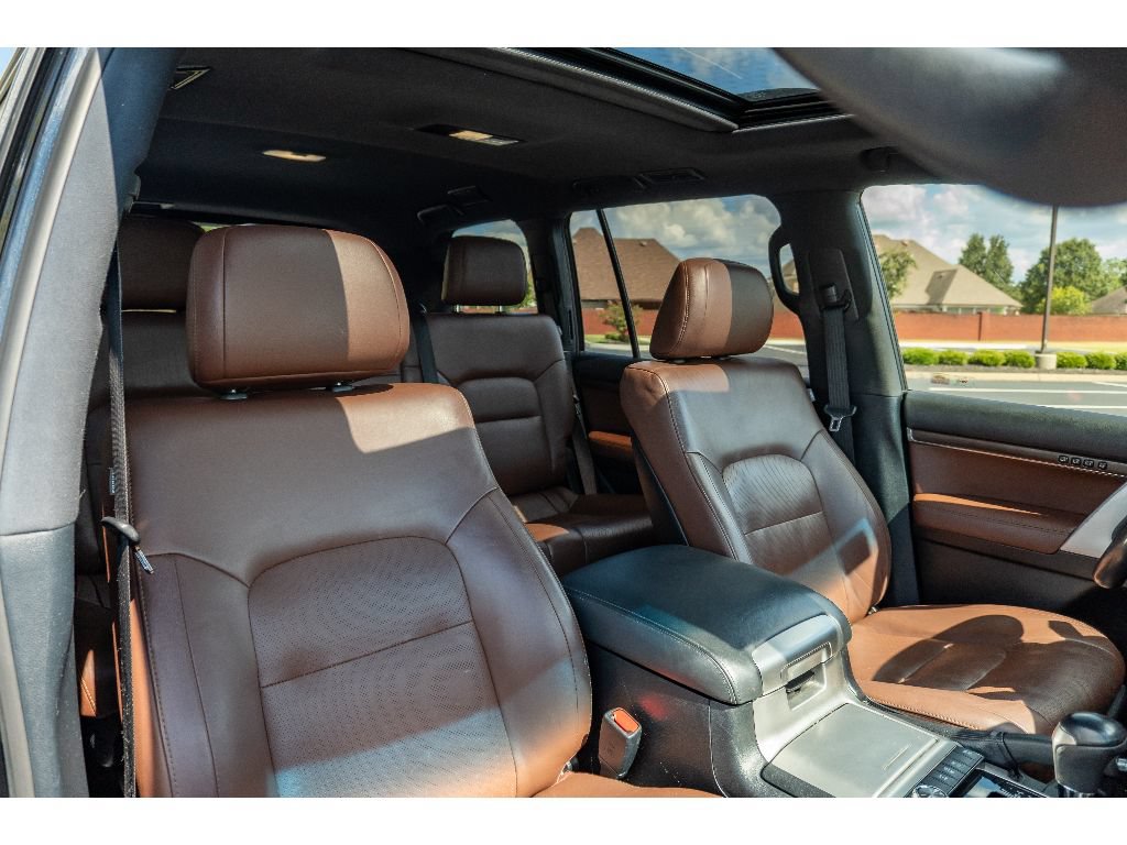 Used 2020 Toyota Land Cruiser AWD/4WD image 21