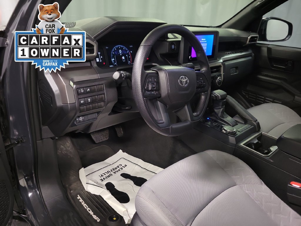 Used 2025 Toyota Tacoma SR5 AWD/4WD image 18