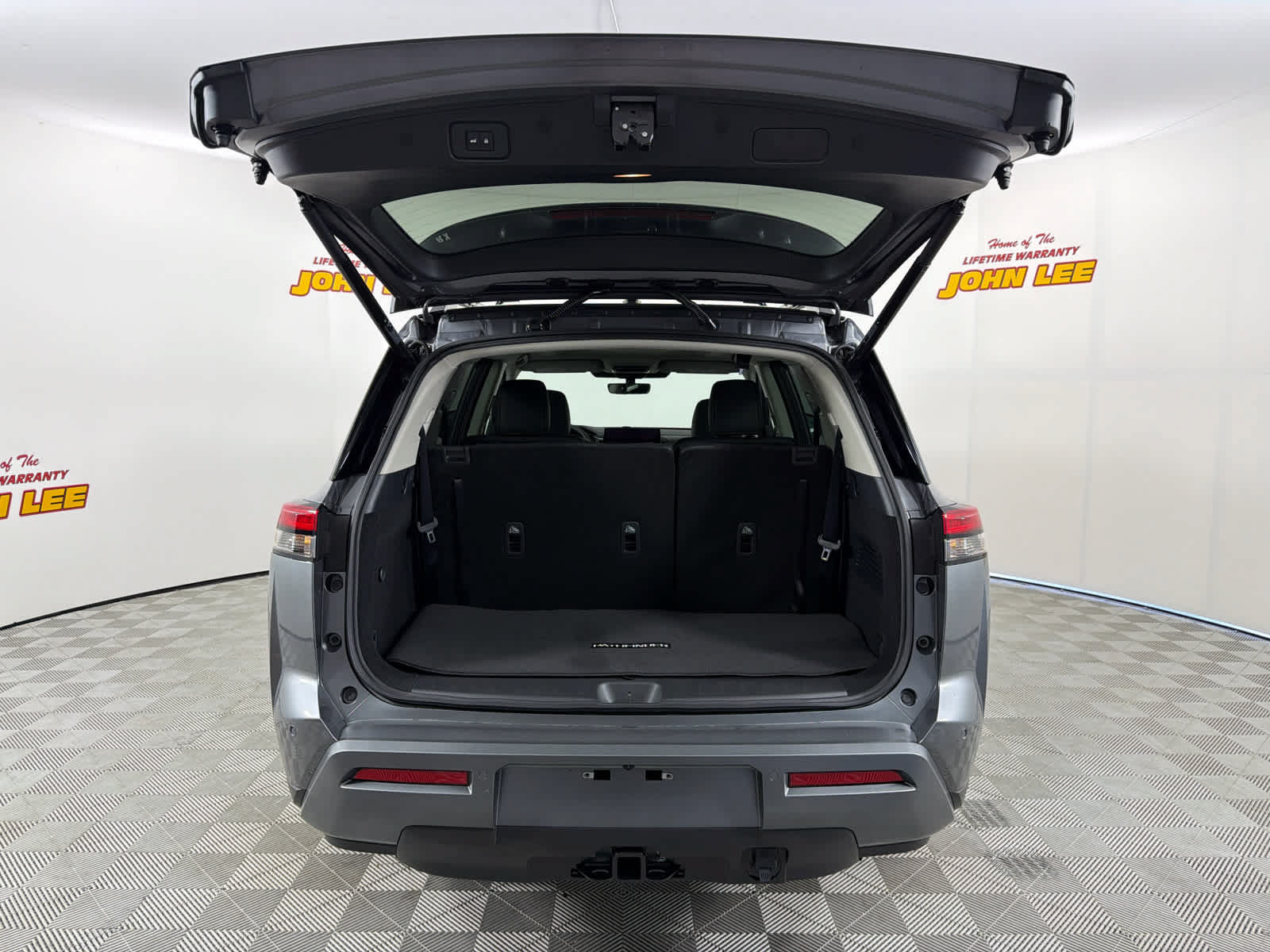 New 2026 Nissan Pathfinder SL w/ SL Premium Package FWD image 5