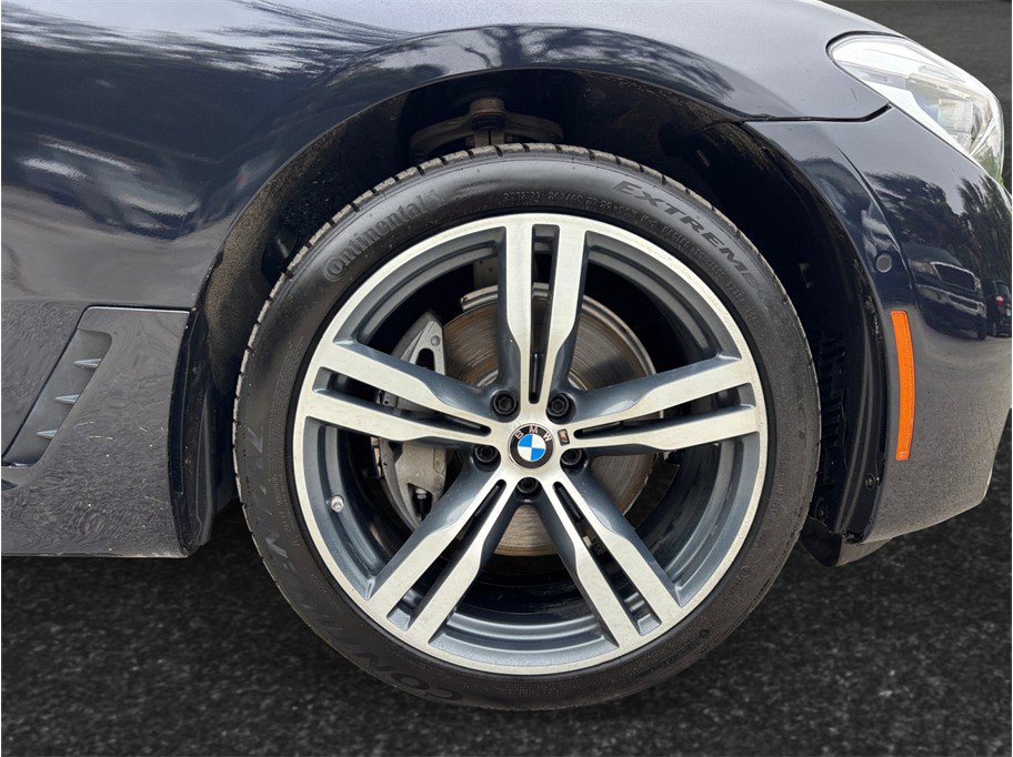 Used 2019 BMW 640i Gran Turismo xDrive w/ M Sport Package image 13