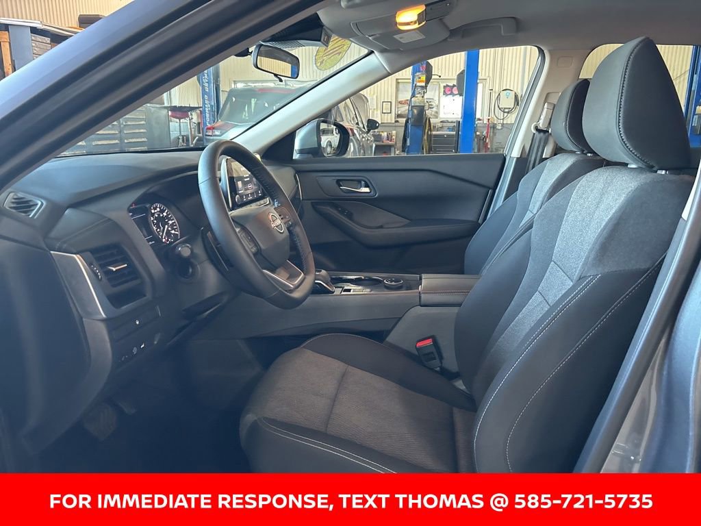 Certified 2026 Nissan Rogue SV AWD/4WD image 10