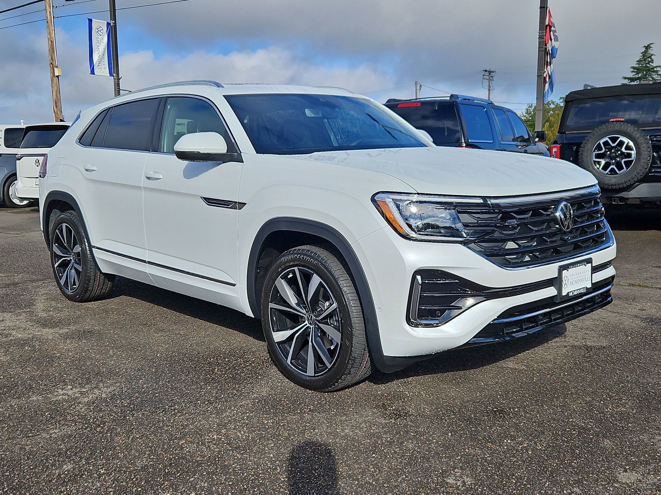 New 2026 Volkswagen Atlas Cross Sport SEL Premium R-Line AWD/4WD image 7