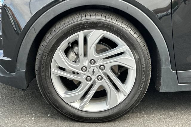 Used 2023 Chevrolet Bolt LT FWD image 29