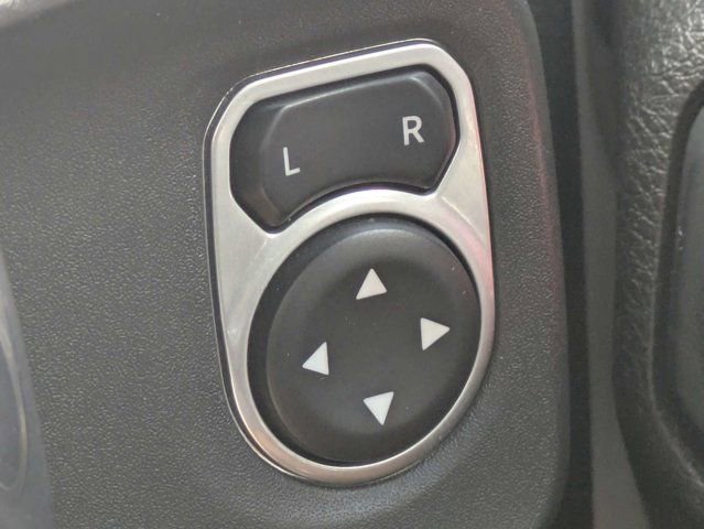 Used 2018 Jeep Wrangler Unlimited Rubicon AWD/4WD image 24
