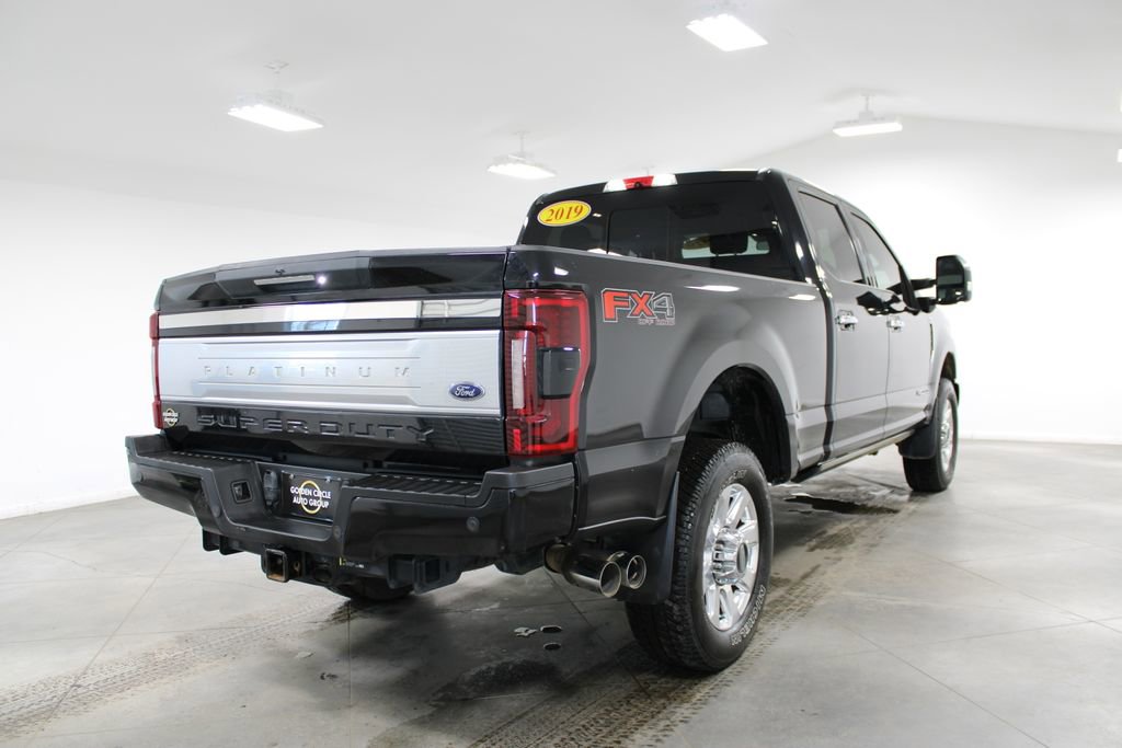 Used 2019 Ford F250 Platinum w/ Platinum Ultimate Package image 9