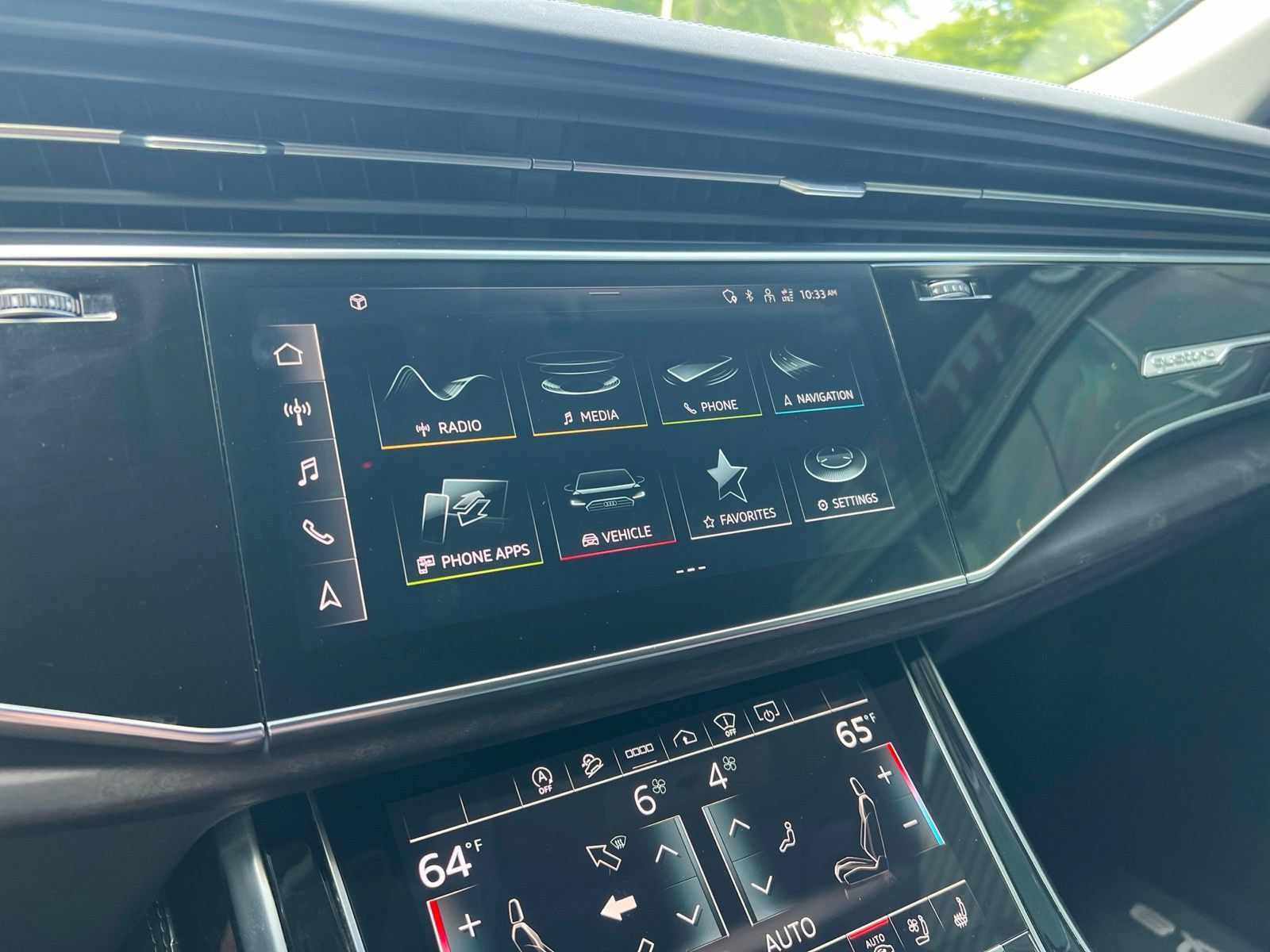Used 2022 Audi Q8 Prestige w/ Prestige Package AWD/4WD image 15
