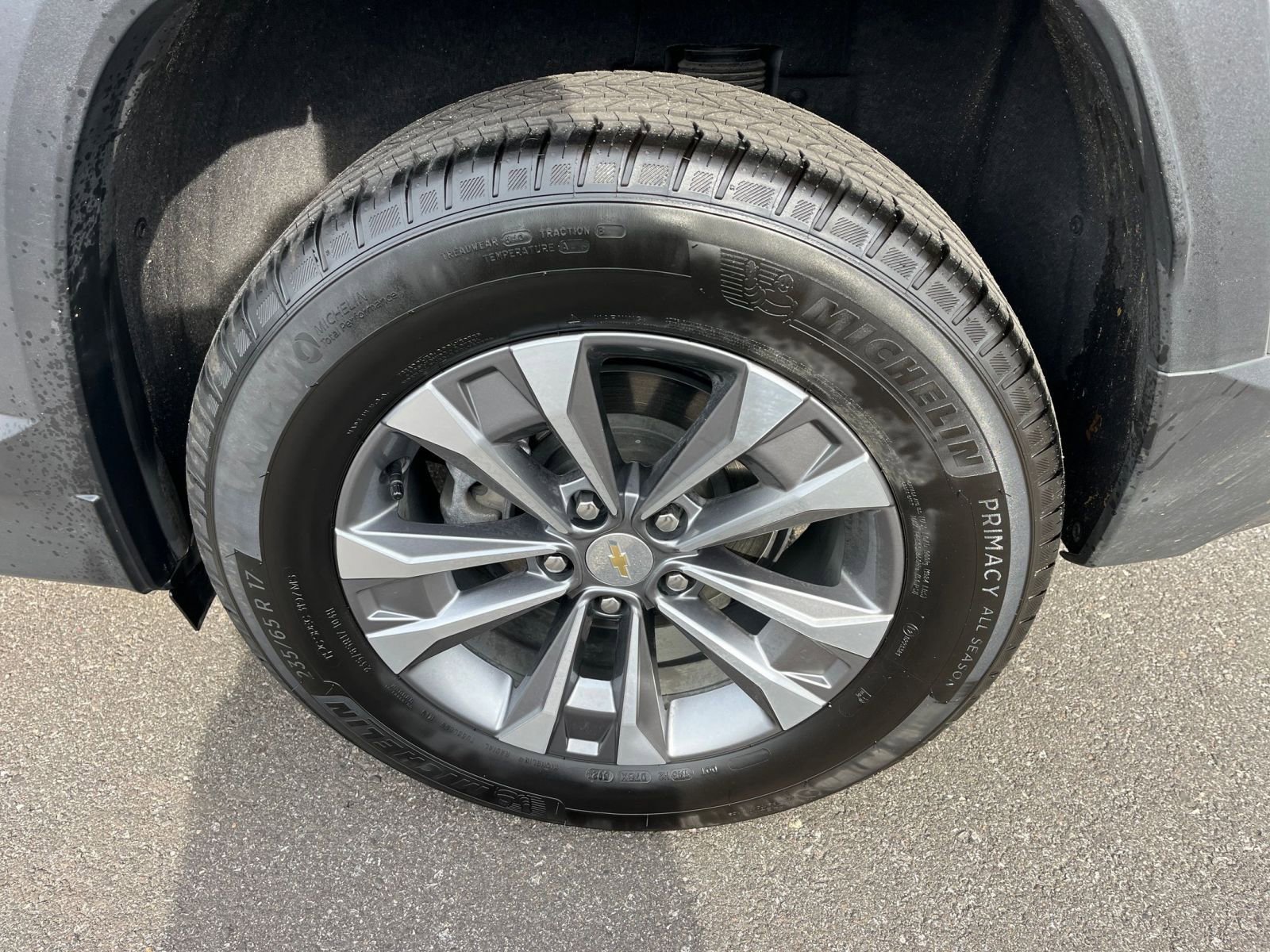 Used 2025 Chevrolet Equinox LT image 29