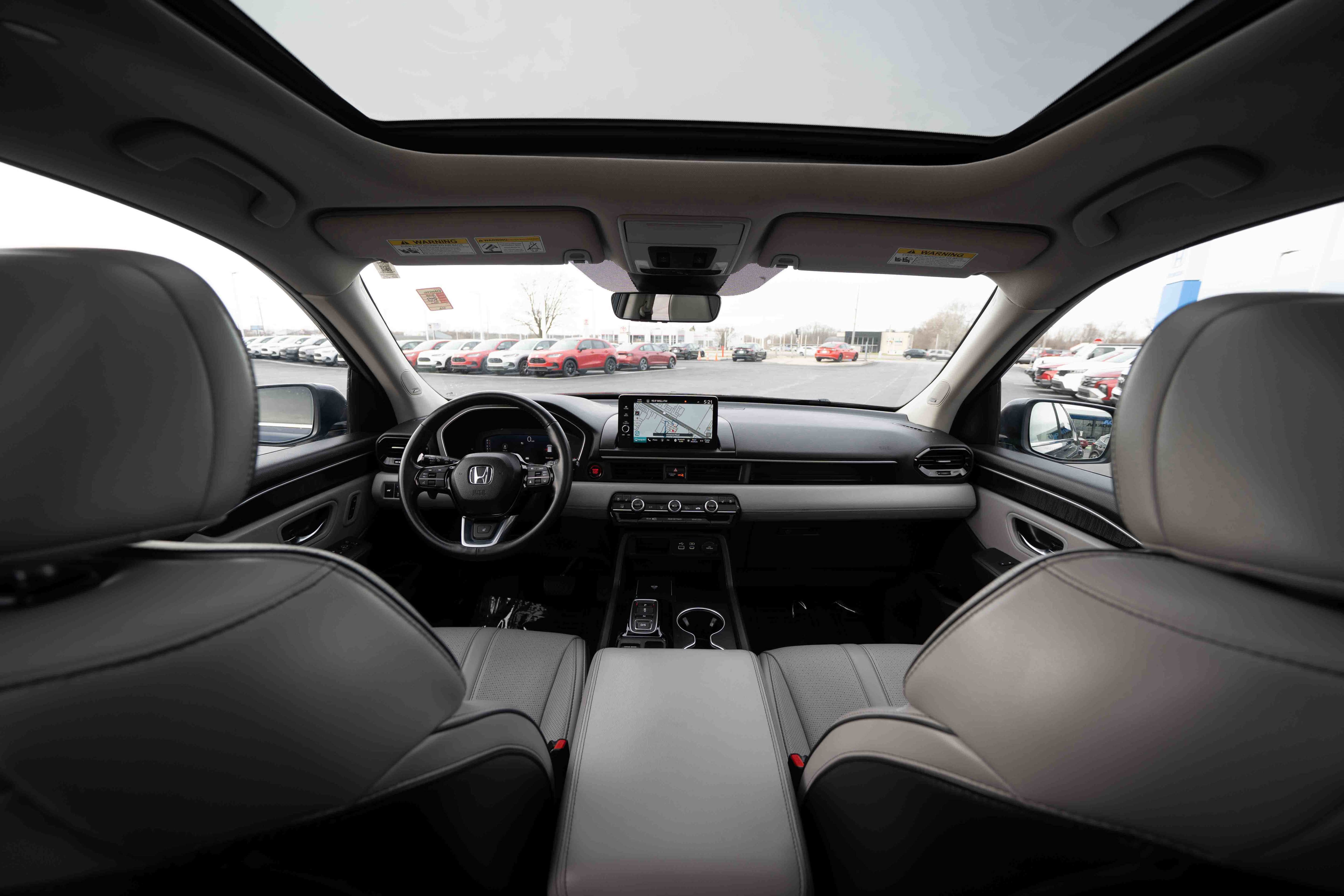 Certified 2025 Honda Pilot Elite image 19