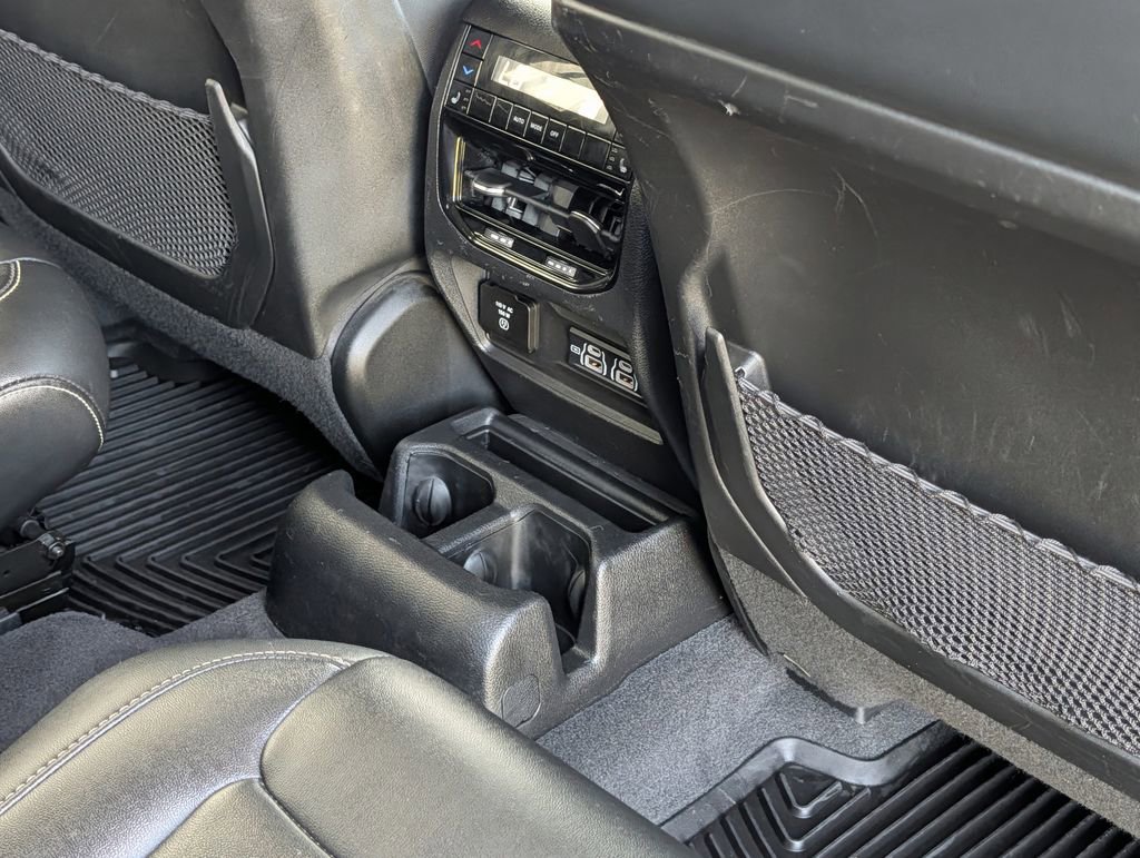 Used 2022 Jeep Grand Cherokee L Limited image 32