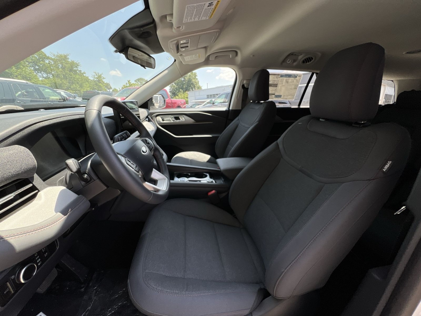 New 2026 Ford Explorer Active AWD/4WD image 13