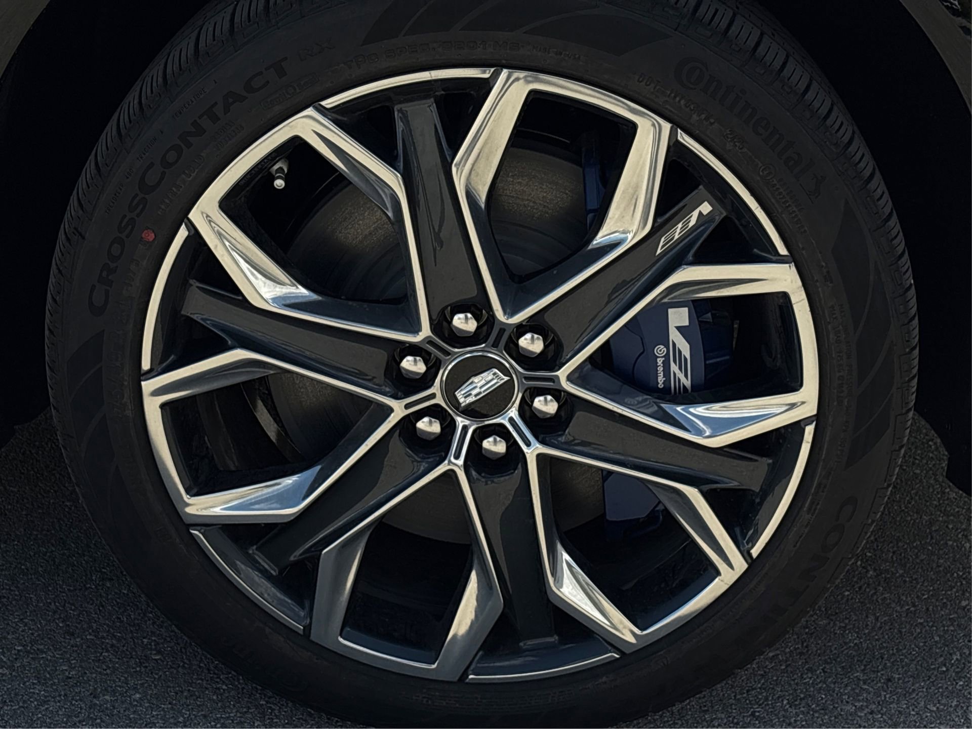 New 2026 Cadillac Optiq V image 13