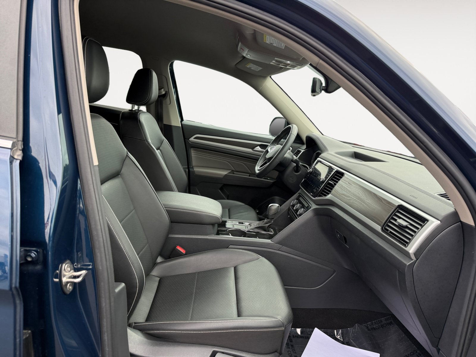 Certified 2023 Volkswagen Atlas SE FWD image 19