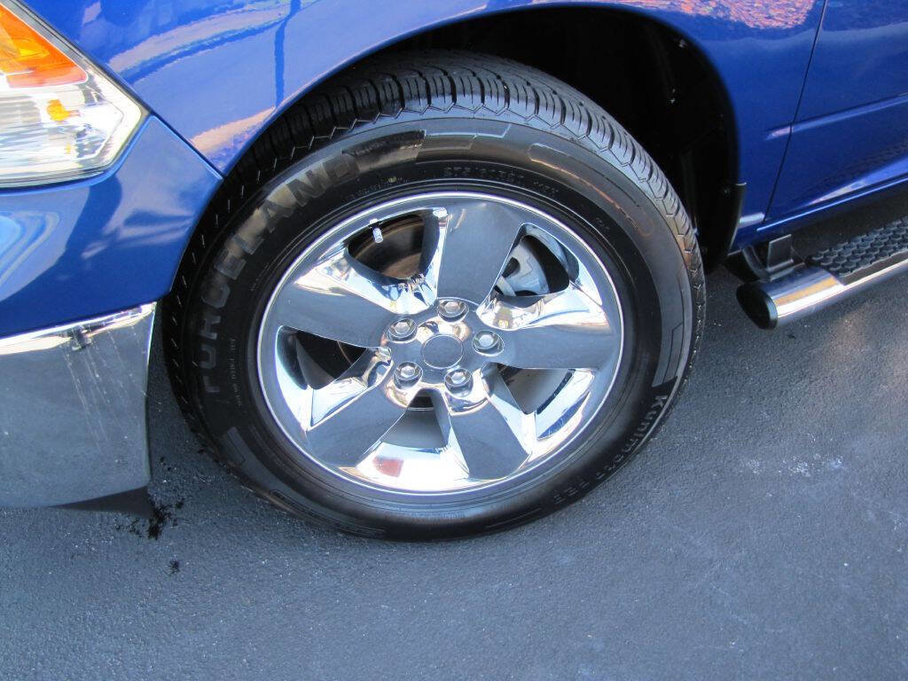 Used 2017 RAM 1500 Big Horn image 34