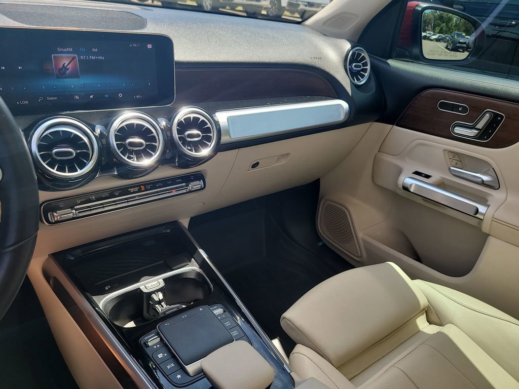 Used 2021 Mercedes-Benz GLB 250 image 18