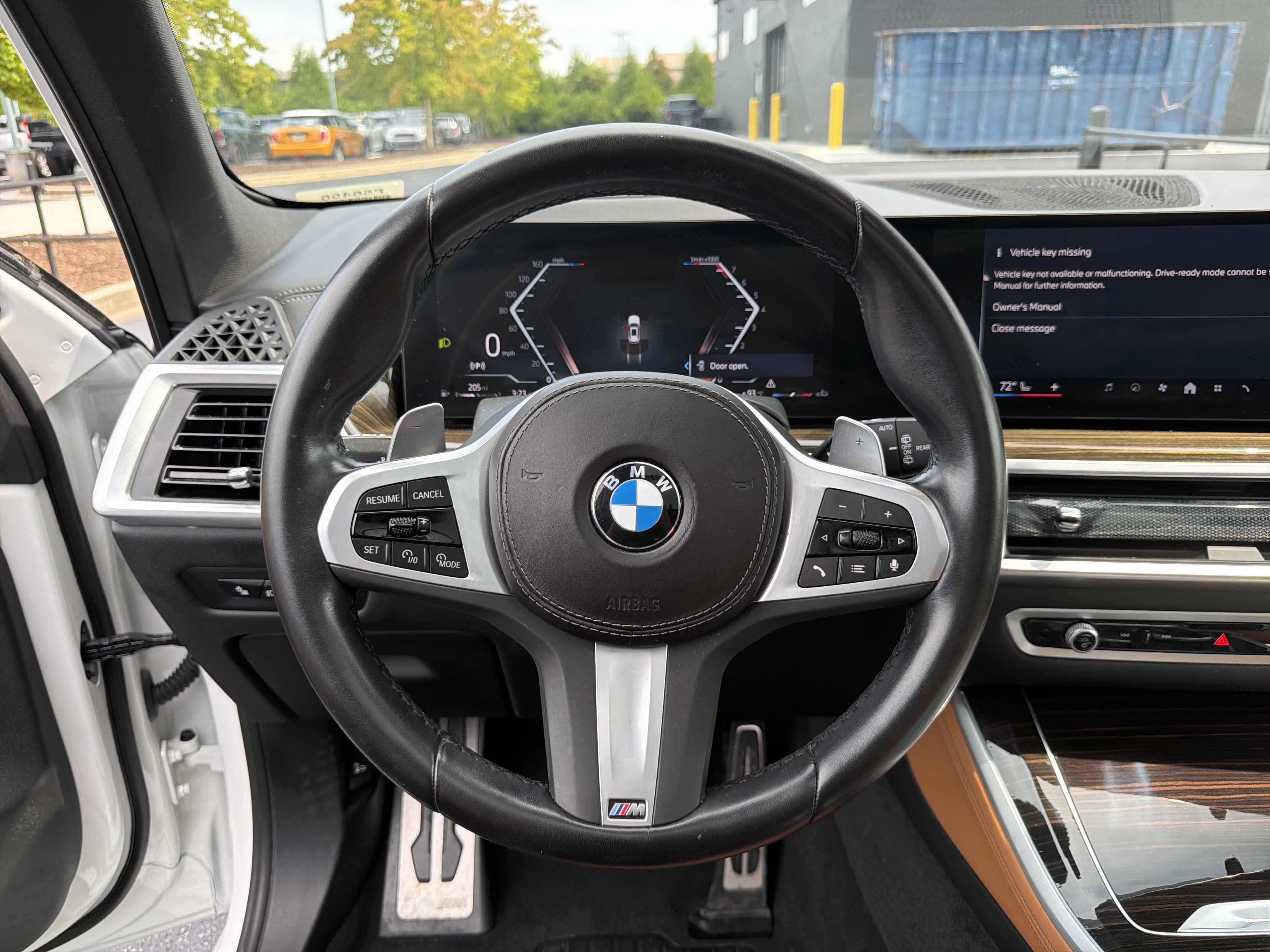 Used 2024 BMW X5 xDrive40i w/ M Sport Package AWD/4WD image 10