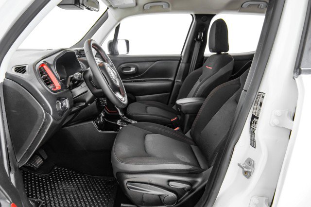 Used 2023 Jeep Renegade Trailhawk image 29