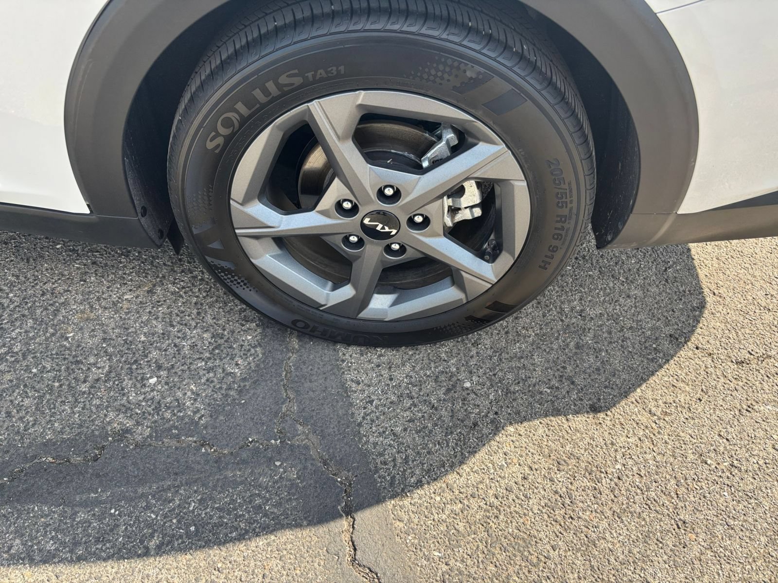 Used 2025 Kia K4 FWD image 24