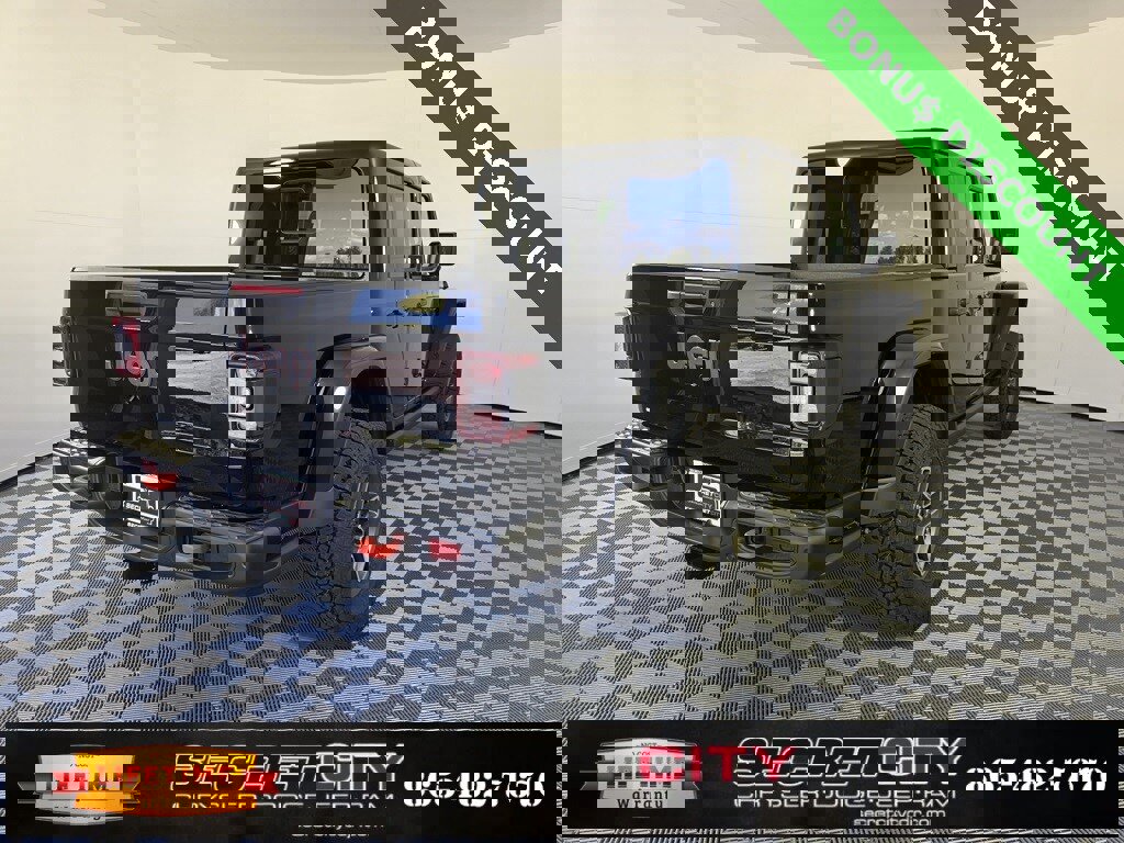 New 2025 Jeep Gladiator Mojave image 6